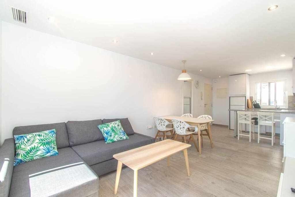 Casablanca 3 Apartamento Con Vistas Al Mar 푸엔히롤라 외부 사진