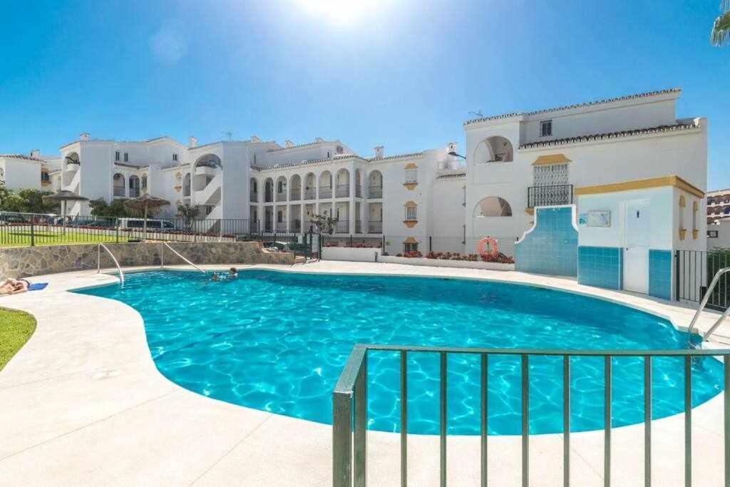 Casablanca 3 Apartamento Con Vistas Al Mar 푸엔히롤라 외부 사진